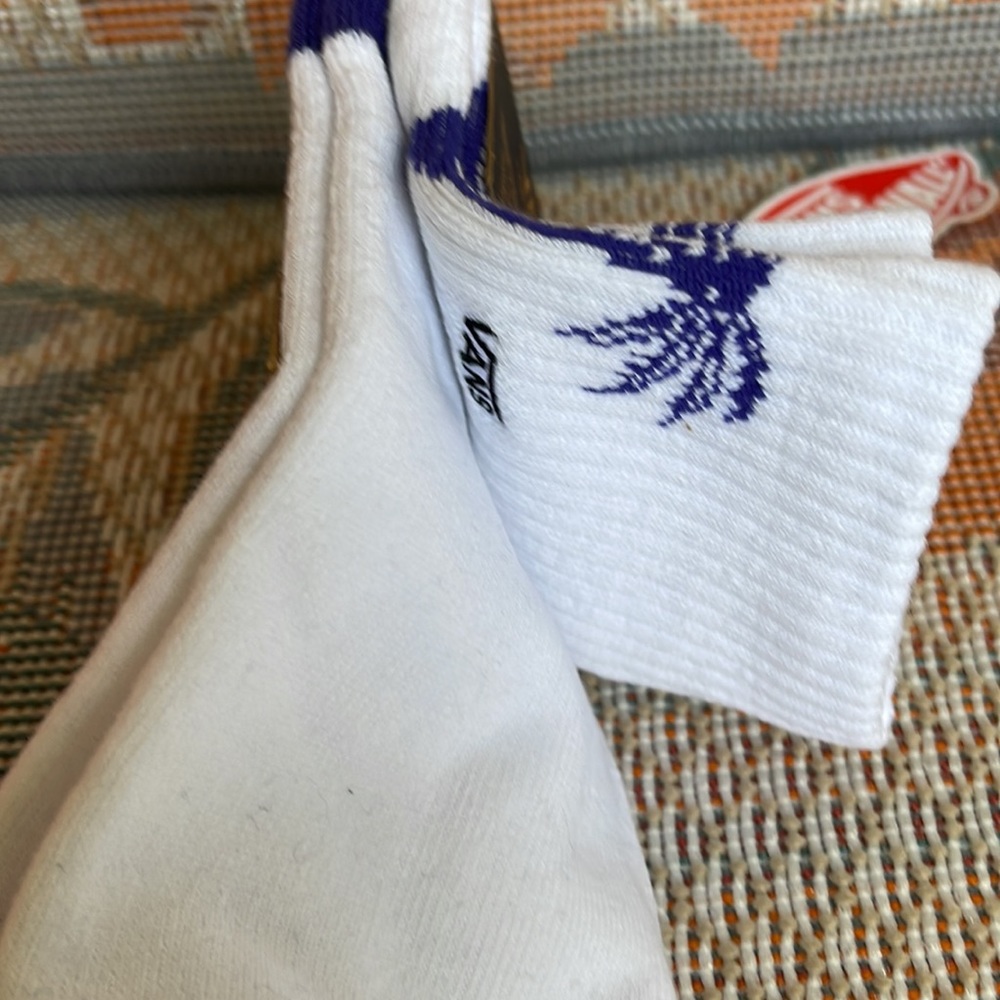 VANS “Off The Wall” Men’s socks 
NWT - Picture 3 of 16